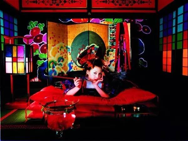 爱丽丝梦游仙境唯美风景,爱丽丝梦游仙境超美场景