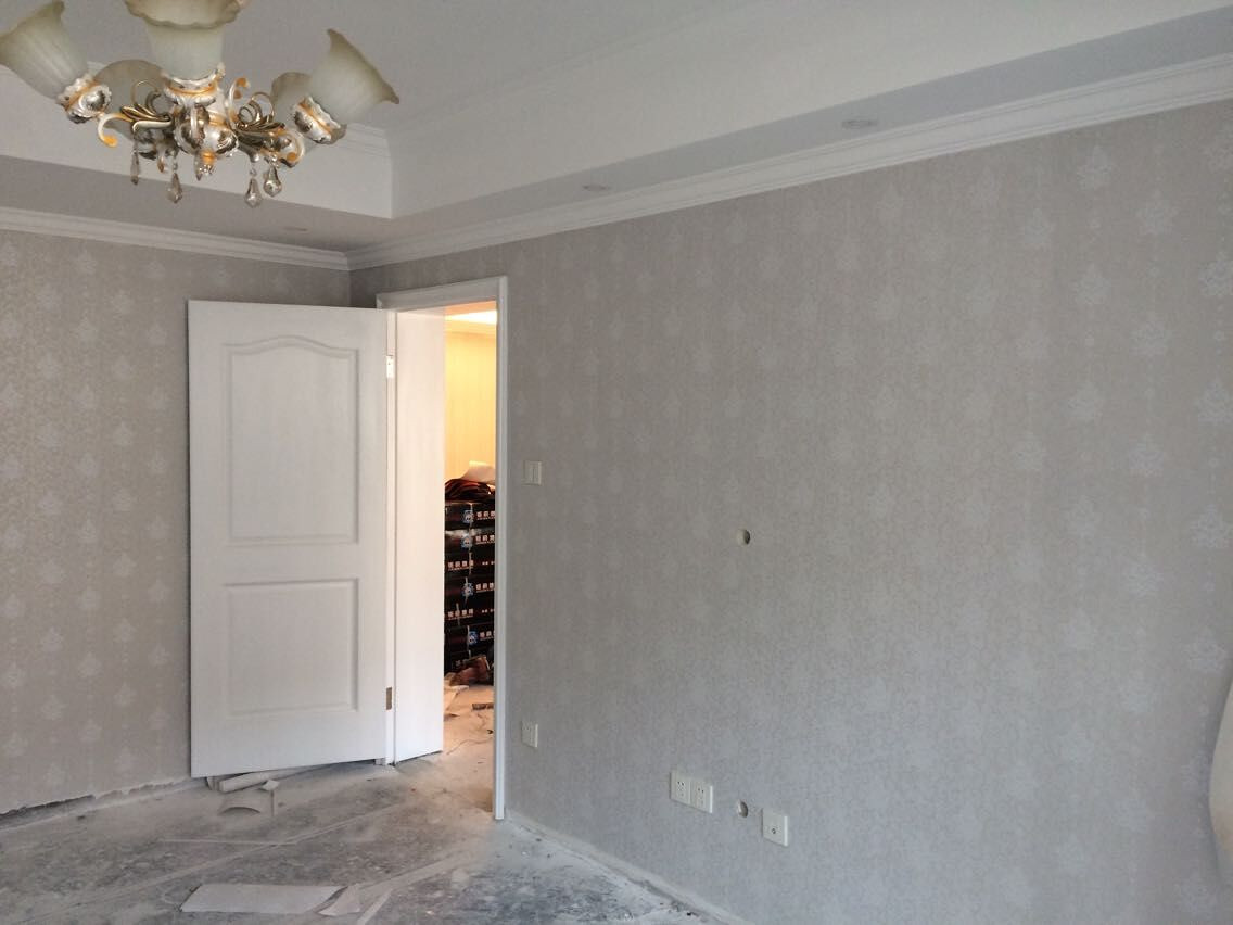 陈年旧墙纸怎么撕下来,易撕墙纸不留痕迹