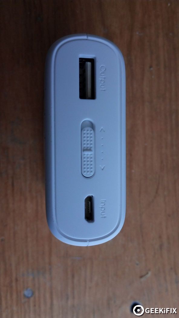 geekifix:紫5双向镍氢电池充电器拆解