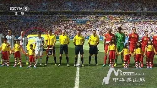 为孩子遮风挡雨而不是制造风雨,替孩子挡着风雨