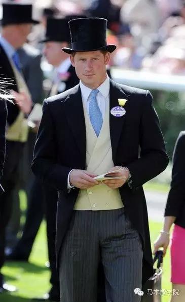 看马术表演如何着装视频,马术比赛从哪里看