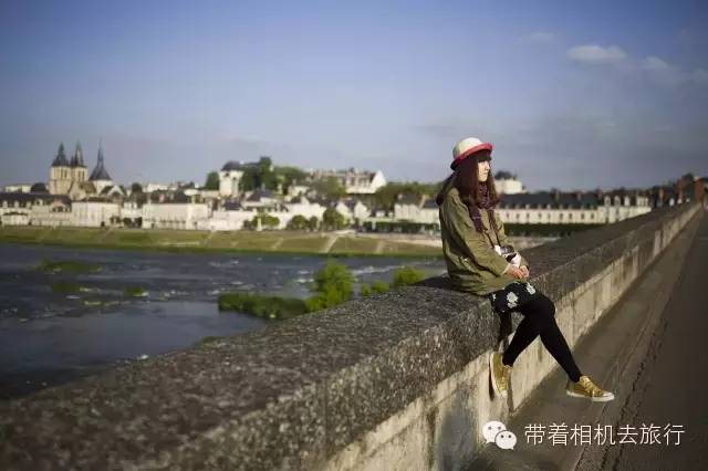 ps怎么把图片做成黑白漫画效果,ps照片变卡通画一键生成