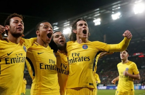 双刃剑体育成为大巴黎大陆及香港独家代理，猜猜羽生一双冰鞋拍出多少钱？｜懒熊早知道