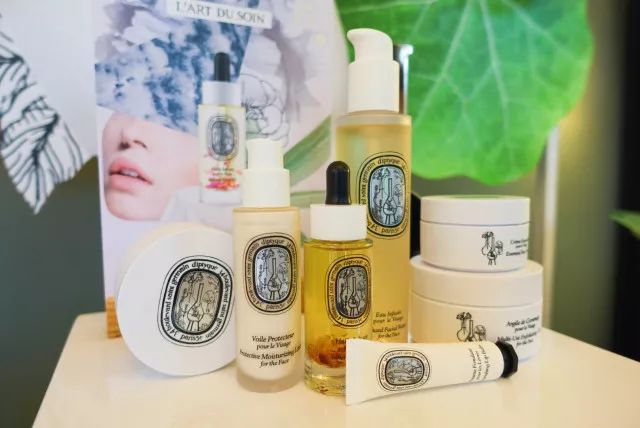 弘叔种草+浮力｜不管春天来了没，春日必备单品清单在这儿呐！