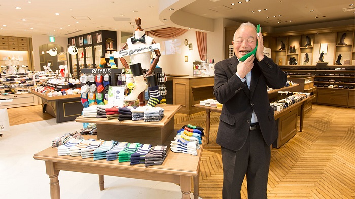 袜子学徒工创业项目,做袜子最成功的企业