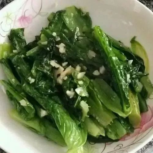 吃大蒜抗衰老和美容是真的吗,大蒜对降血压的功效与作用