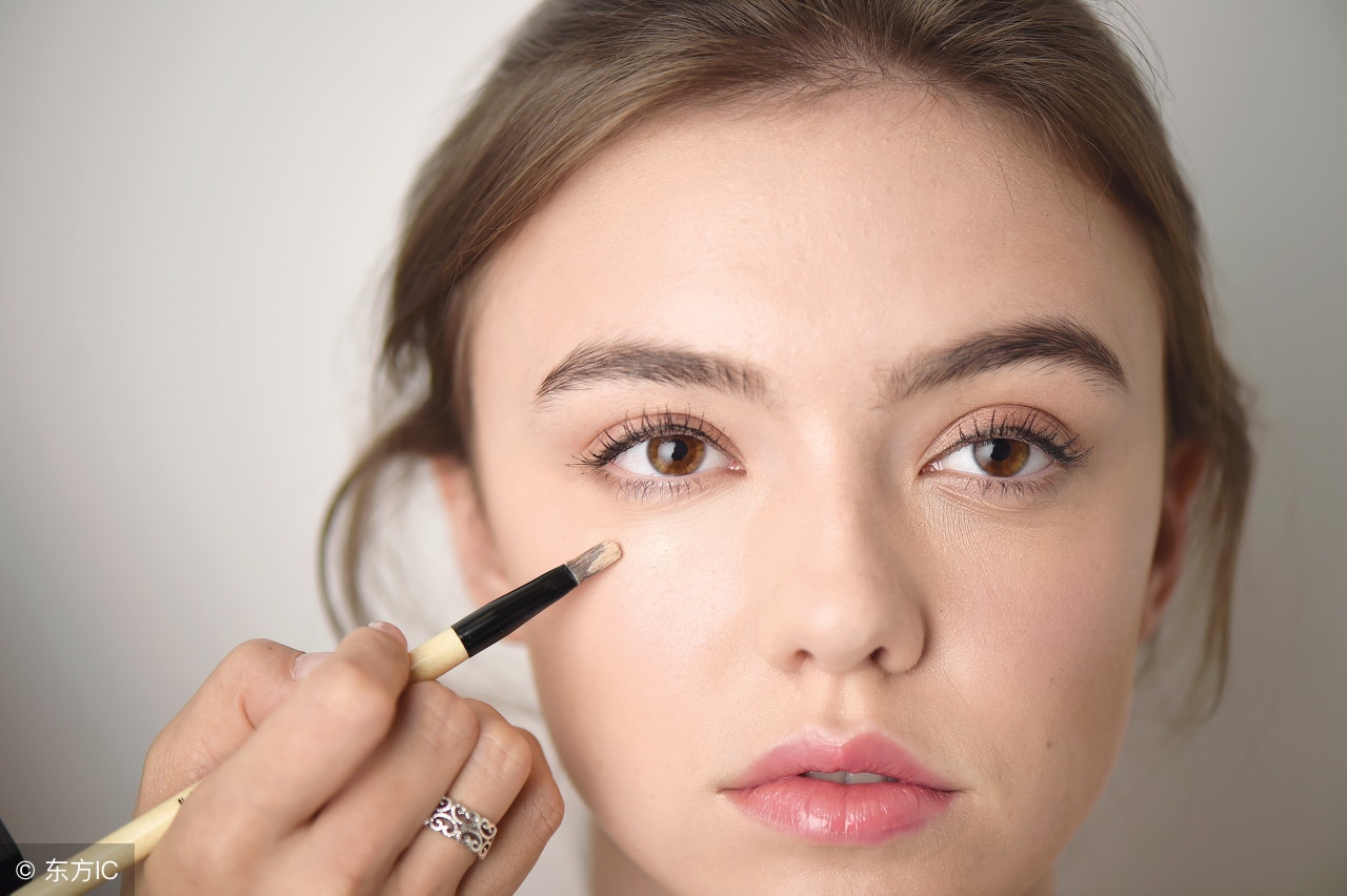 用bb霜化妆的正确步骤,化妆步骤bb霜遮瑕