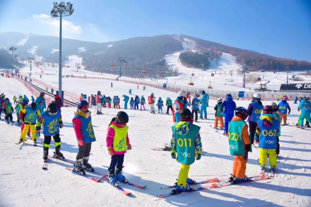 400个小朋友参加夏令营至少多少人,滑雪冬令营正在招募