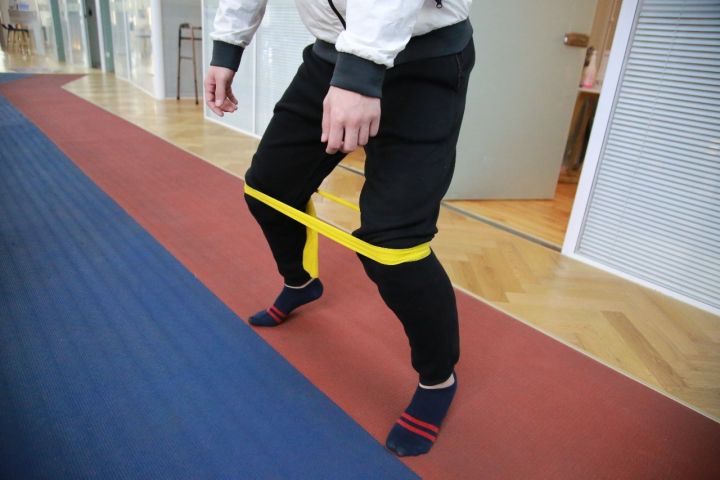 膝盖又肿了,膝盖滑膜炎好不了吗