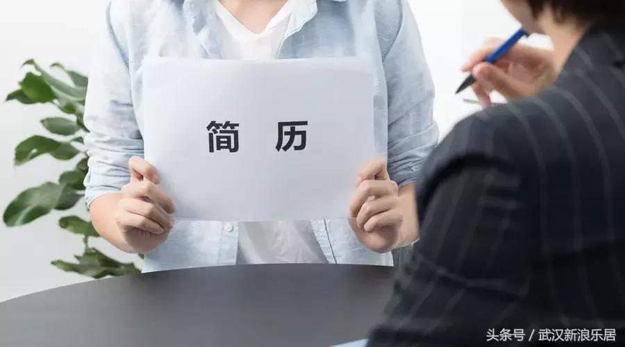 武汉2019夏季招聘会现场,武汉招工月薪1万以上的