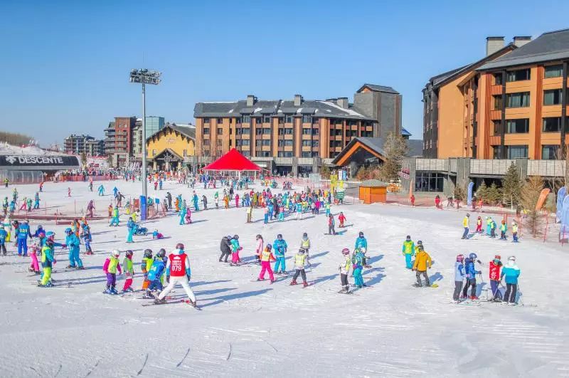 400个小朋友参加夏令营至少多少人,滑雪冬令营正在招募