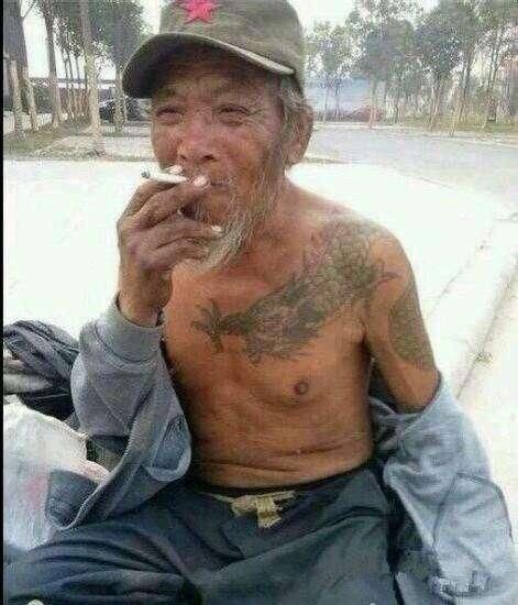 傻乎乎的女孩惹人爱,傻乎乎的妹子完整版