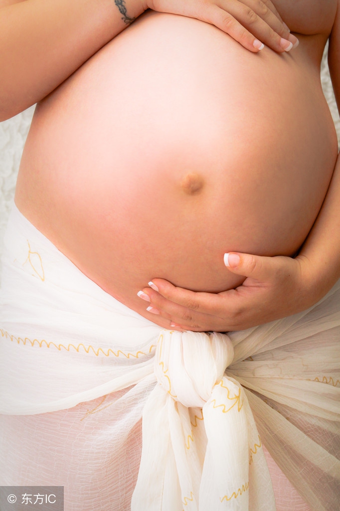 生完后妊娠纹严重的肚子照片,生完后肚子上妊娠纹特别严重