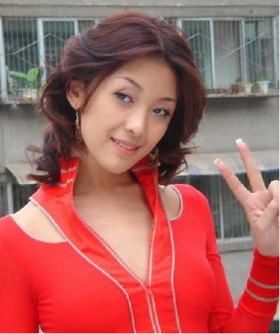 泰国最美变性人Poy来济后福利贴~知道中国十大变性美人是谁吗？世界十大又是谁吗？看后绝对包君满意~