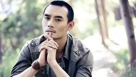 男神王凯：饭前健身房，饭后楼下慢跑衣架子是这样练成的