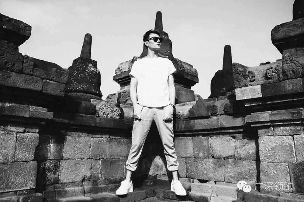 男神王凯：饭前健身房，饭后楼下慢跑衣架子是这样练成的