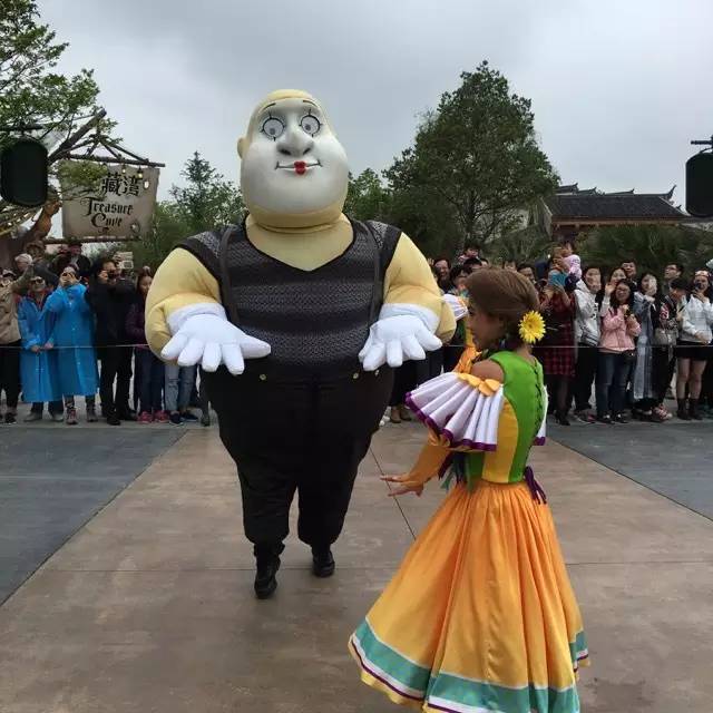 上海迪士尼乐园游玩顺序攻略,上海迪士尼乐园攻略和关注事项