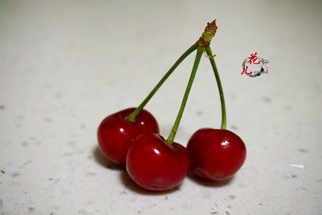 酸樱桃怎么吃好吃做罐头,酸樱桃如何弄更好吃