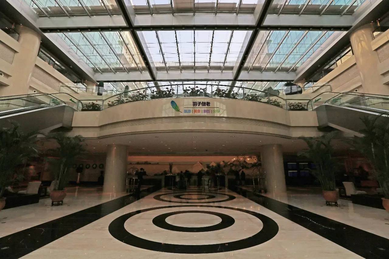 这一趟旅程，从机场铂尔曼开始