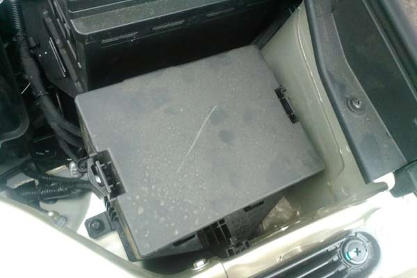 艾瑞泽ex大灯安装教程,艾瑞泽5更换雪莱特氙气大灯