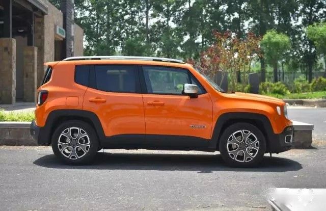 jeep自由侠四驱值得入手吗,jeep自由侠真实油耗