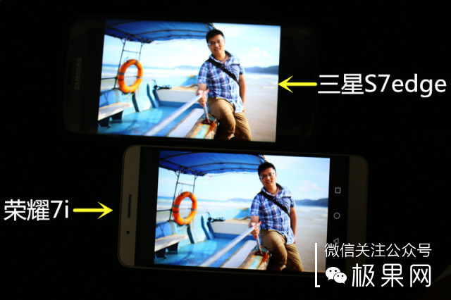 荣耀的这个电话充满心机，镜头竟可以翻转180°