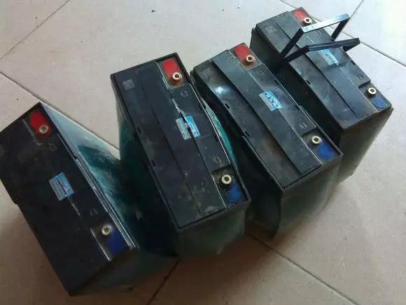 电动车电瓶鼓包充不进电怎么办,电动车电池鼓包是质量问题吗