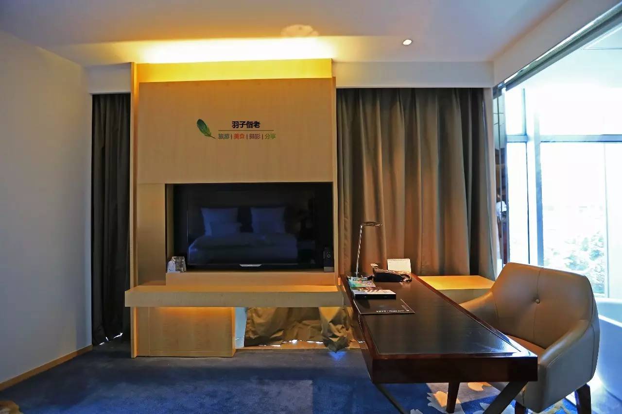 这一趟旅程，从机场铂尔曼开始