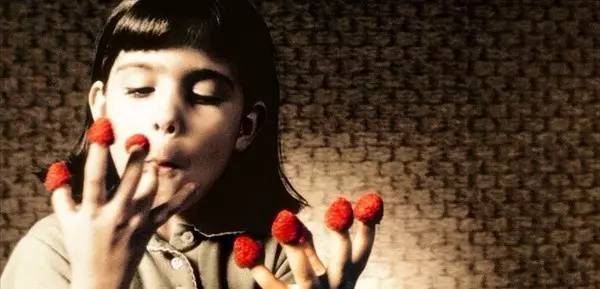 爱丽丝梦游仙境唯美风景,爱丽丝梦游仙境超美场景