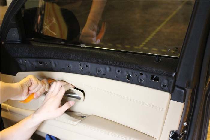 宝马为什么改了屏幕之后音质不好,宝马原车音响升级