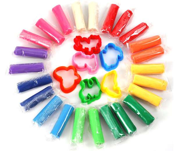 小朋友手上长红色大疙瘩,4岁男孩手上长满了小红疙瘩