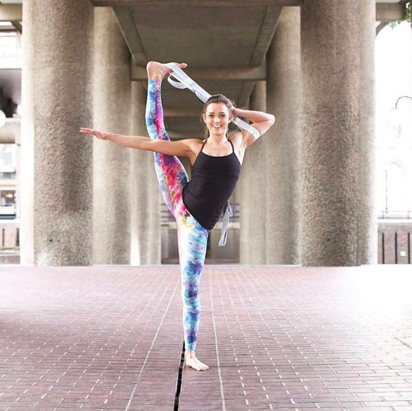 瘦腿操后拉伸动作,瘦腿拉伸操跟练完整版