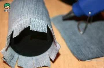 用旧牛仔裤做好看的挂墙收纳袋,旧牛仔裤改造车载收纳袋