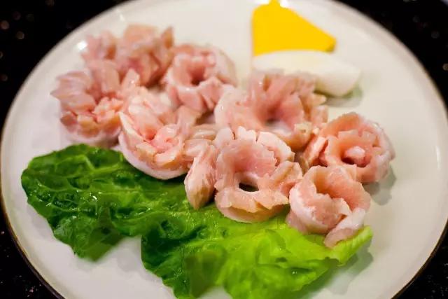 渚垮疁濂藉悆鐨勬棩寮忕儰鑲夊簵,鍏姌鐨勭儰鑲夊簵