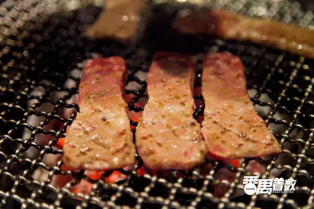 渚垮疁濂藉悆鐨勬棩寮忕儰鑲夊簵,鍏姌鐨勭儰鑲夊簵