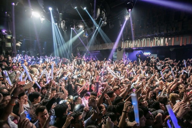 杭州酒吧玩乐热门榜,酒吧100个趣味游戏