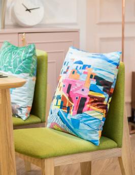 关爱自闭症儿童爱心基地,潮阳关爱自闭症儿童公益活动