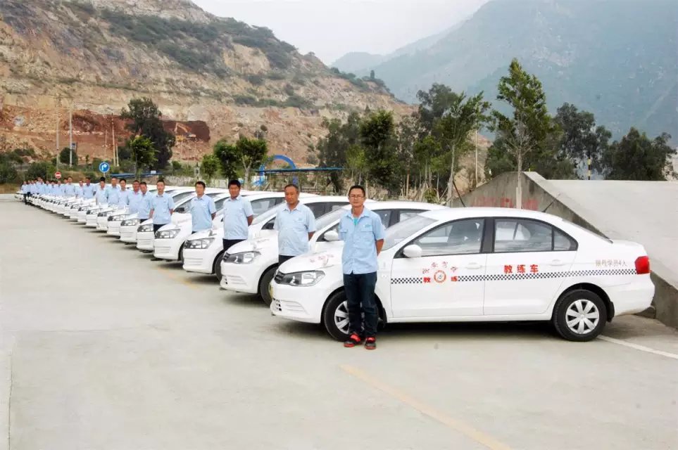 恭贺：自全国驾校校长分享交流会以来全国48家驾校启用军博软件