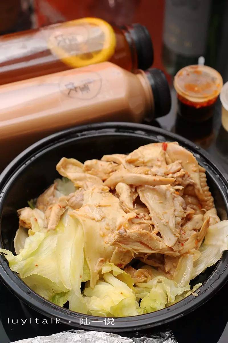 外卖三千，愿为壹饼守候｜一块你值得吃的牛肉煎饼