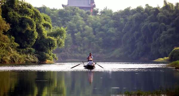 四川哪里有冷门又好玩的地方,四川最漂亮十大湖