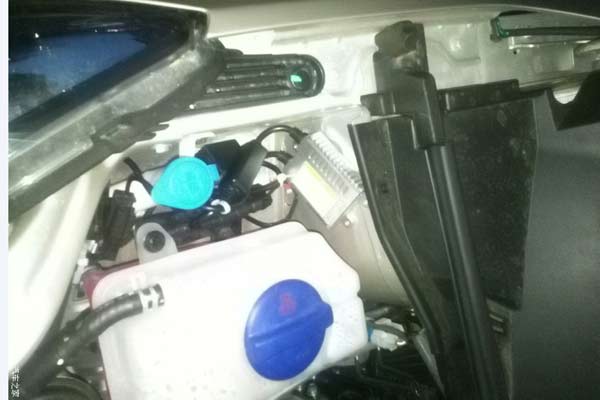 艾瑞泽ex大灯安装教程,艾瑞泽5更换雪莱特氙气大灯