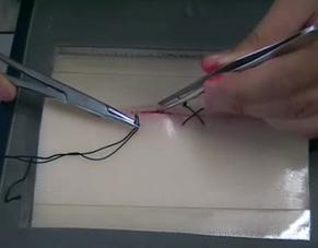 受伤了怕留疤该做些什么,如何处理刀疤不留疤痕