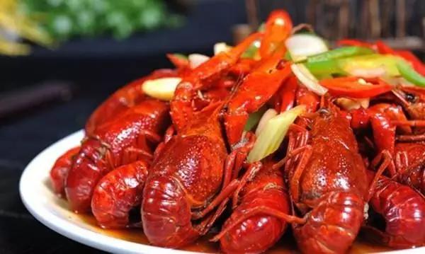 合肥罍街龙虾节怎么免费吃,合肥最好吃的蚌埠龙虾