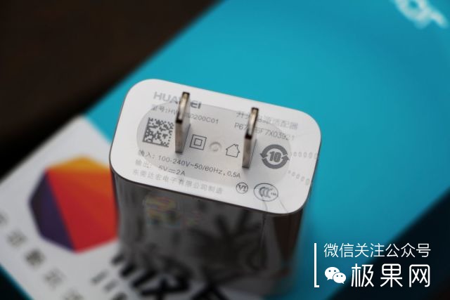 翻转吧摄像头，前后都能照出完美的照片：荣耀7i体验