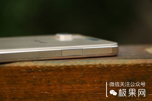 翻转吧摄像头，前后都能照出完美的照片：荣耀7i体验