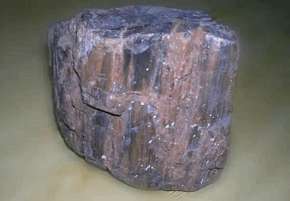 真正的纯天然玉石原石图片,各种玉原石图片大全集