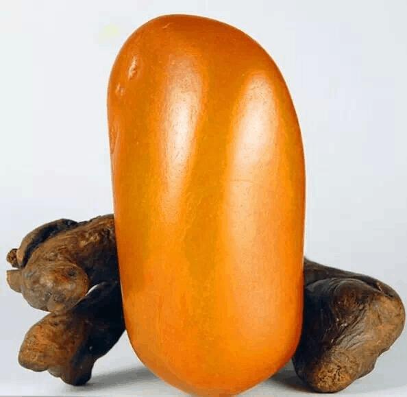 真正的纯天然玉石原石图片,各种玉原石图片大全集