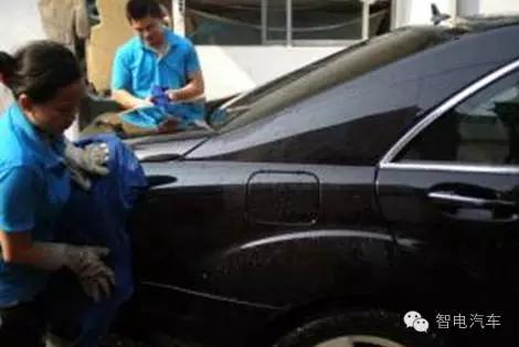 怎样去掉车身水渍,如何清除车身上的顽固水渍