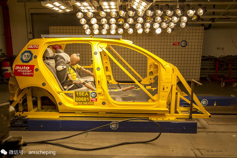 儿童座椅安在哪个位置最安全,儿童座椅买哪家的好