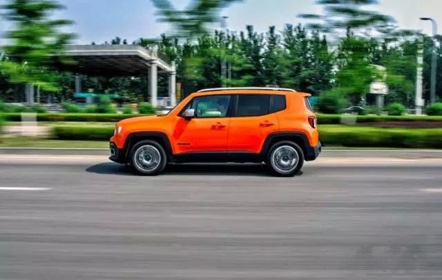 jeep自由侠四驱值得入手吗,jeep自由侠真实油耗